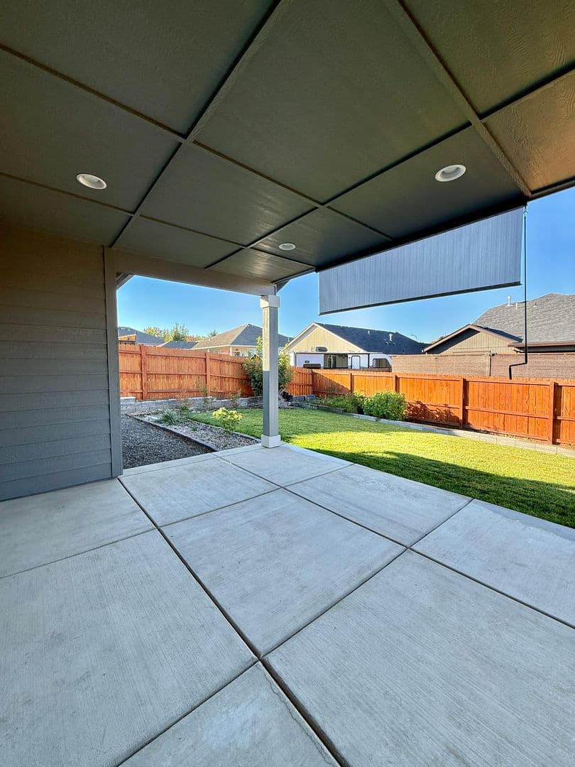 Medford House: 1633 Dragon Tail Place