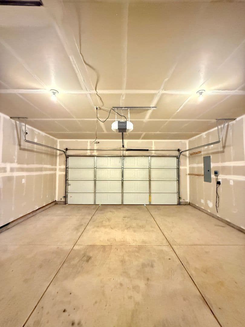 Medford House: 1633 Dragon Tail Place