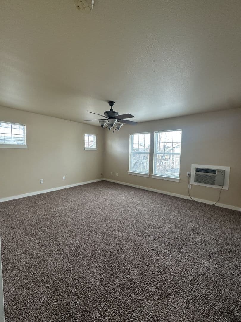 Ashland House: 2222 McCall Dr