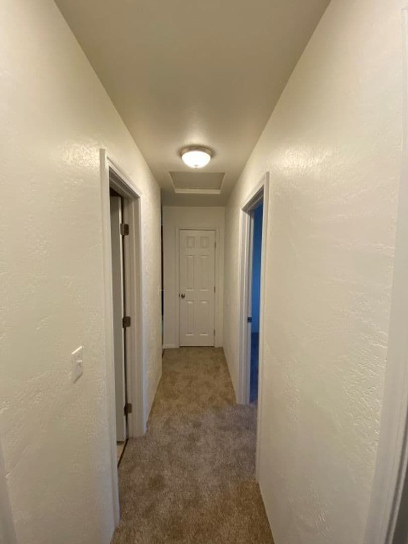 Medford House: 1416 Fortune Dr