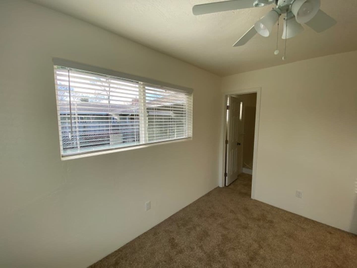 Medford House: 1416 Fortune Dr