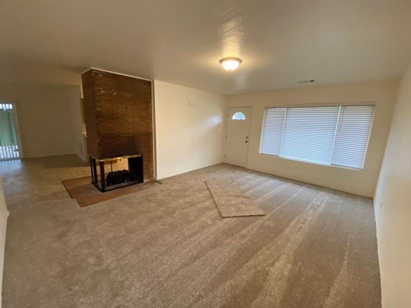 Medford House: 1416 Fortune Dr