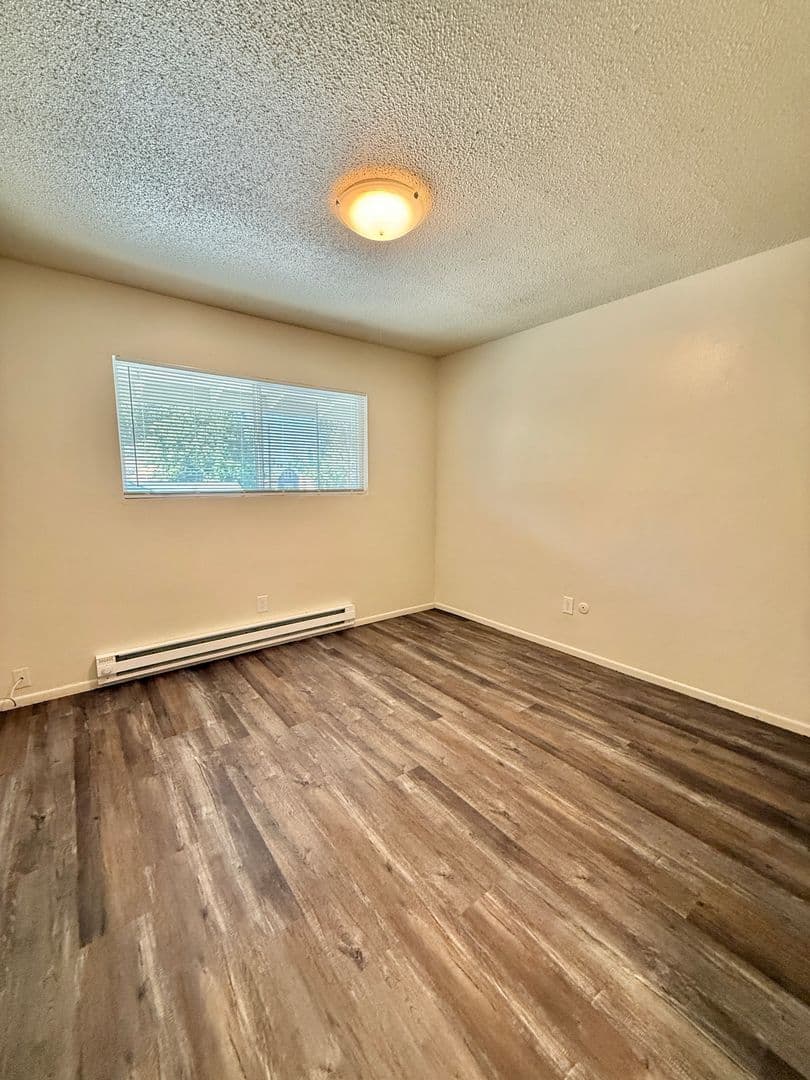 Medford Apartment: 818 Taylor St