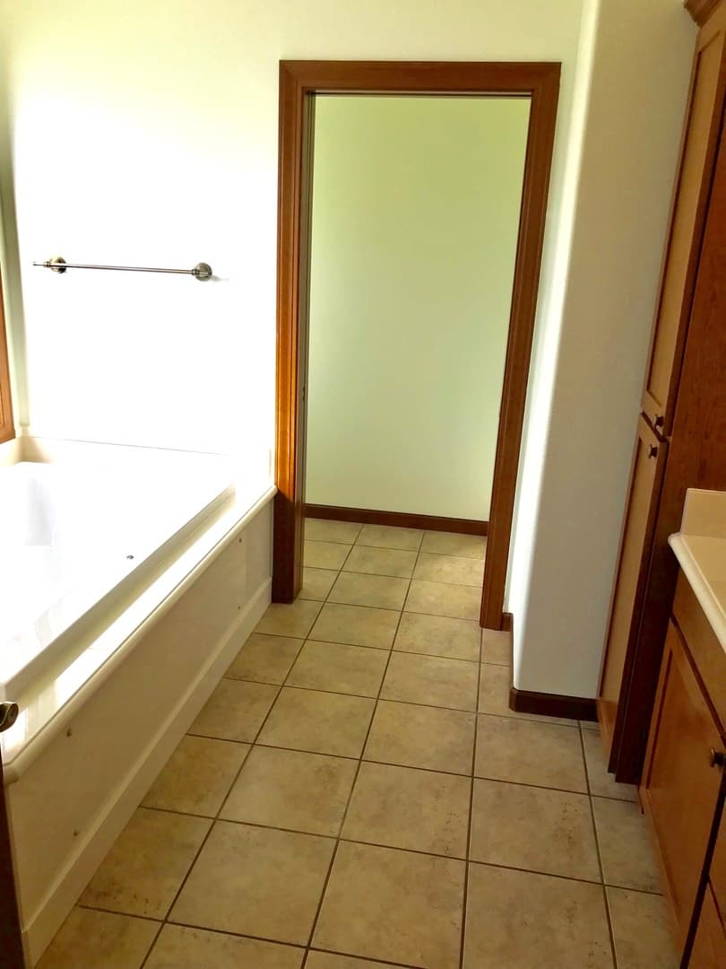 Medford House: 3907 Fieldbrook Ave