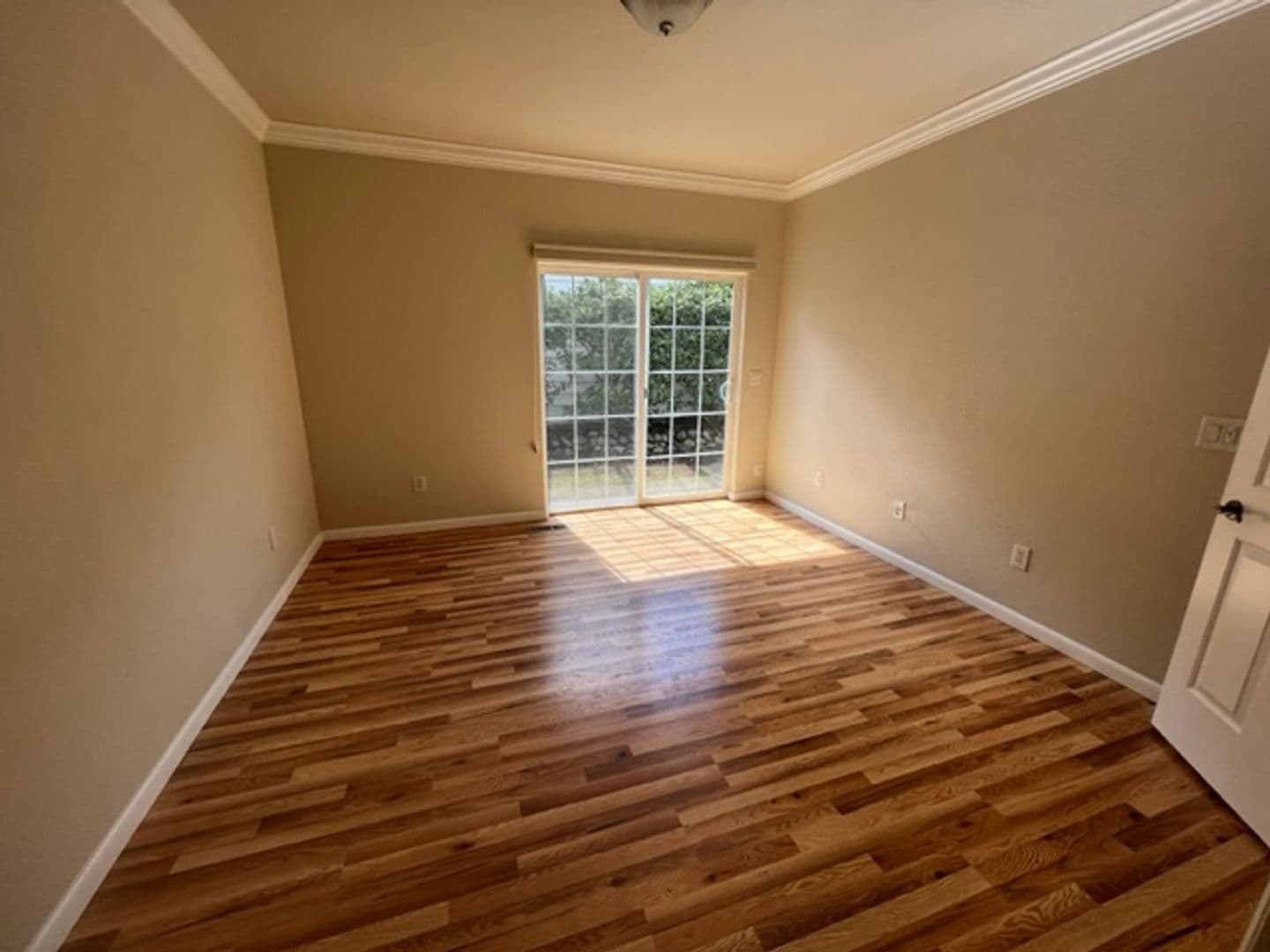 Ashland House: 2088 Creek Dr