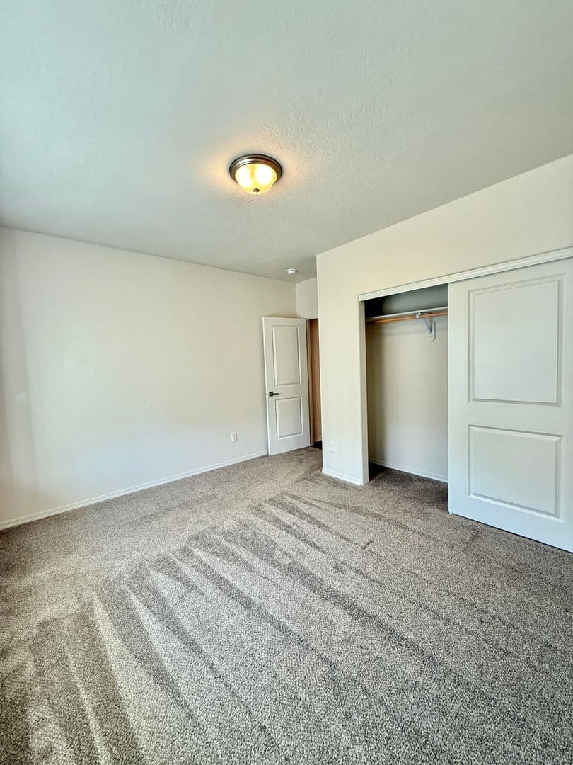 Medford House: 1633 Dragon Tail Place