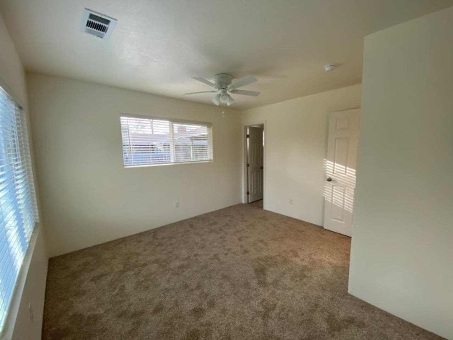 Medford House: 1416 Fortune Dr