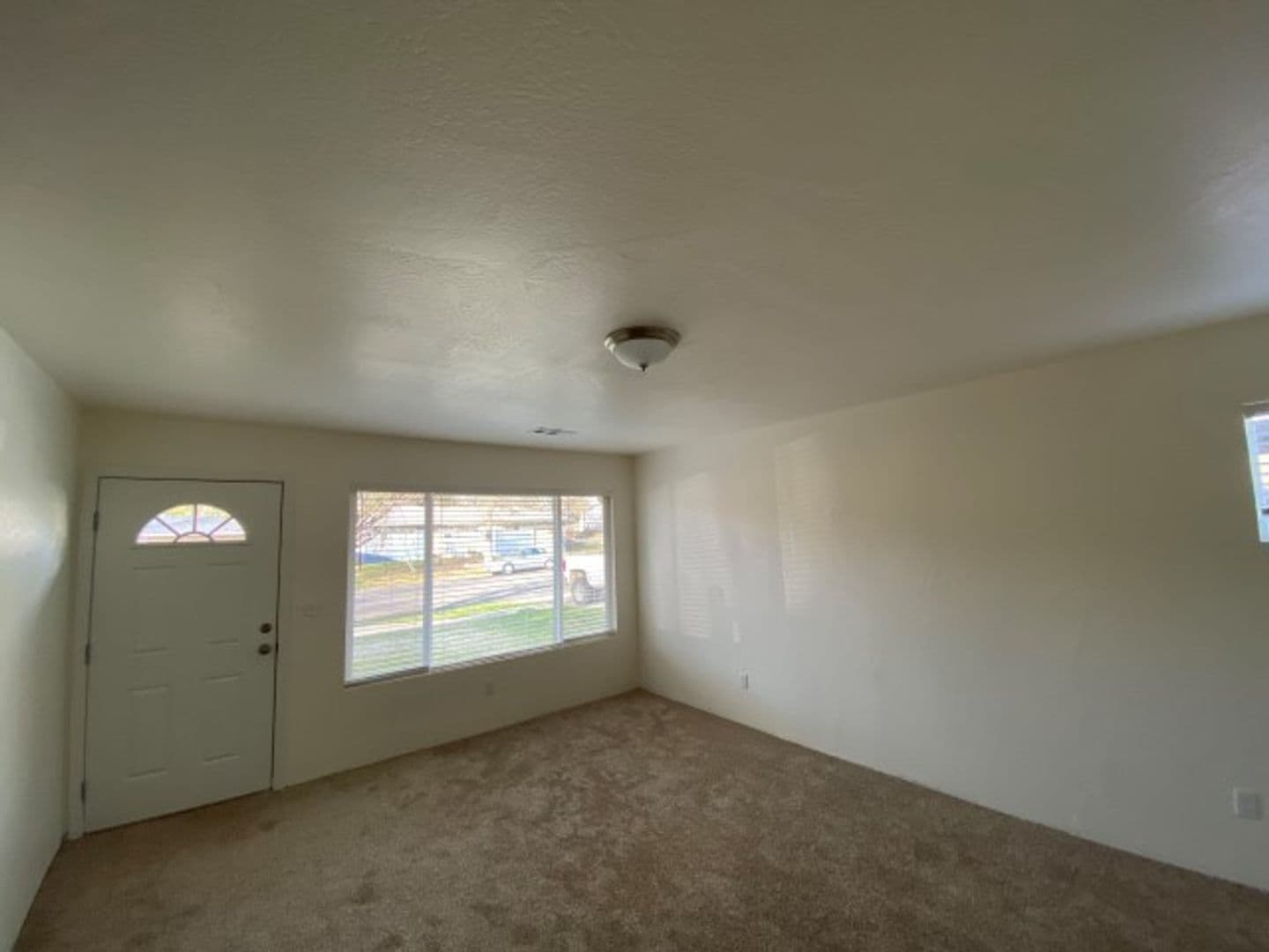 Medford House: 1416 Fortune Dr