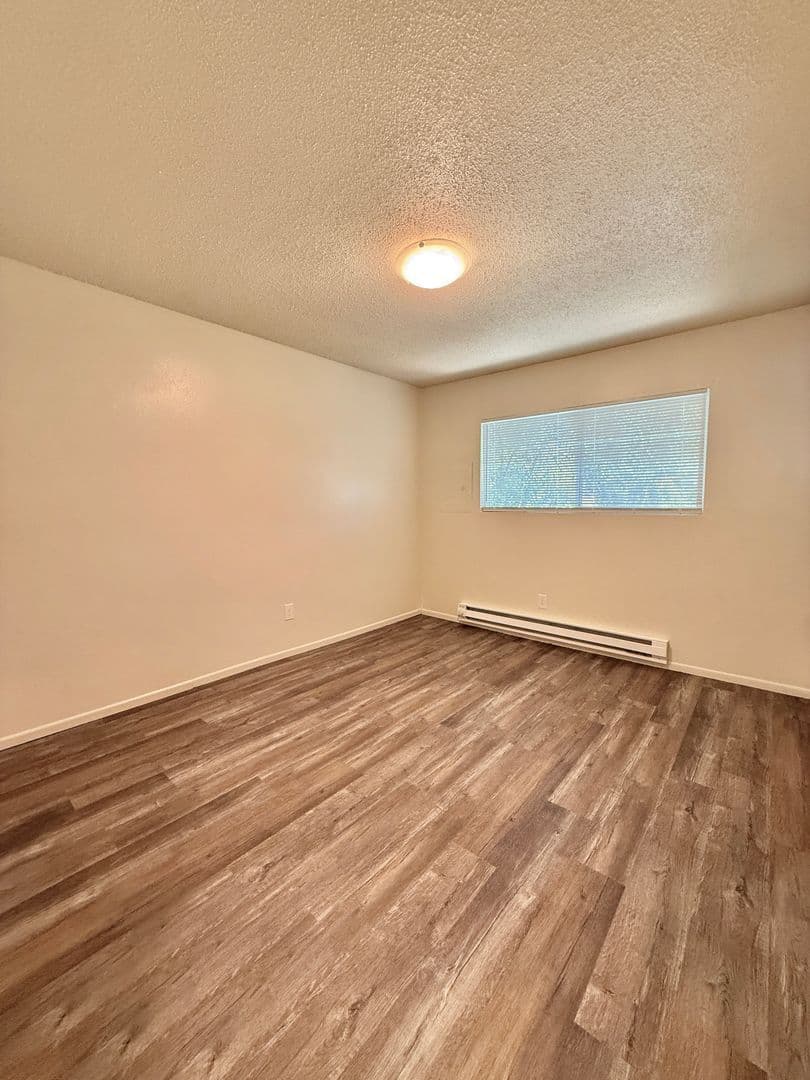 Medford Apartment: 818 Taylor St