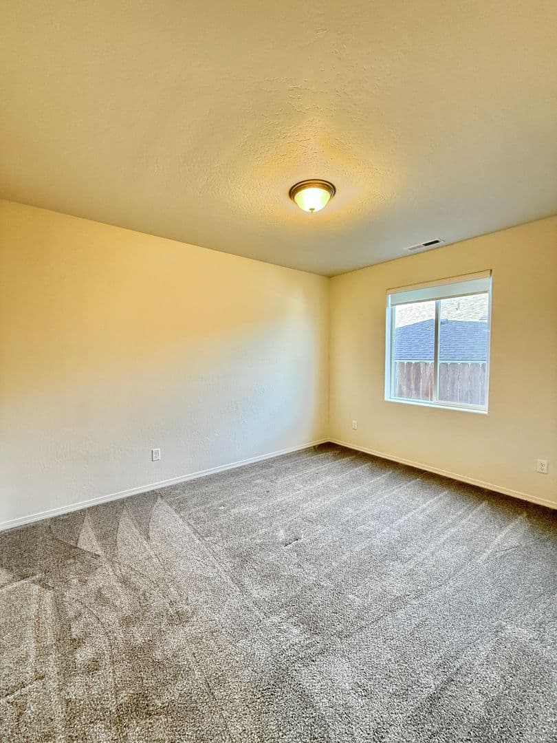 Medford House: 1633 Dragon Tail Place