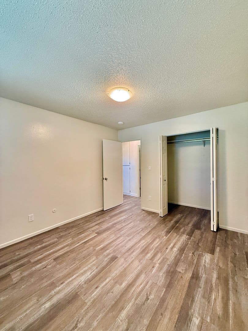 Medford Apartment: 818 Taylor St