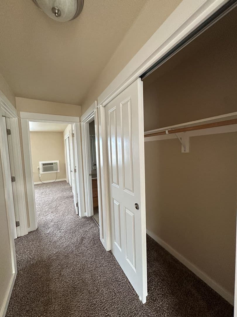 Ashland House: 2222 McCall Dr
