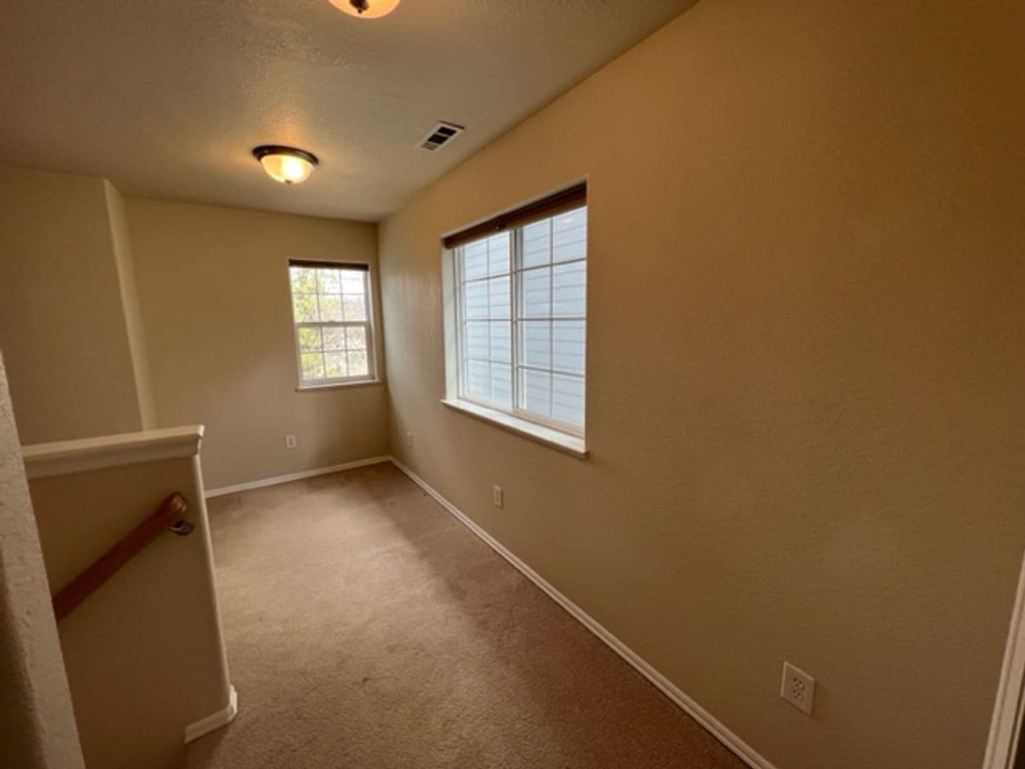 Ashland House: 2088 Creek Dr