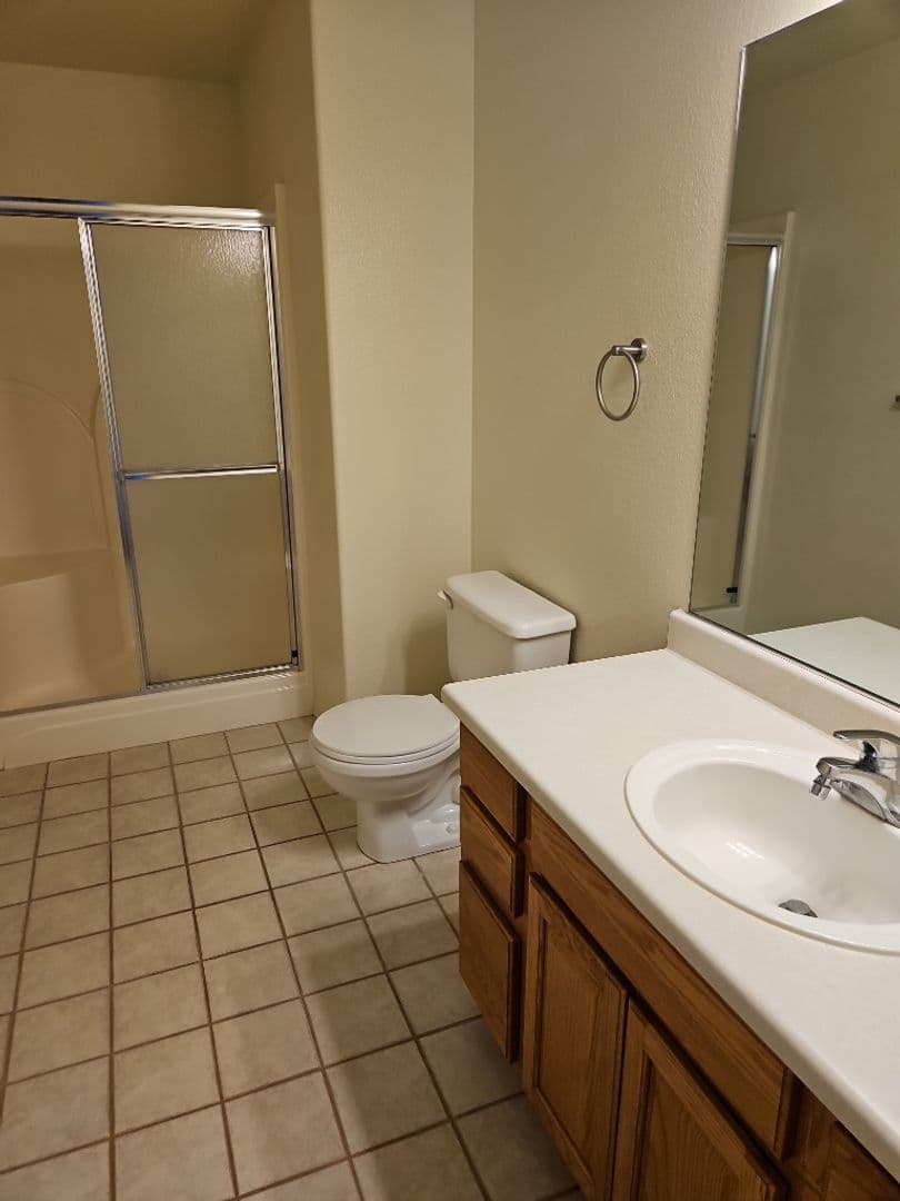 Medford House: 1224 N. Modoc #50