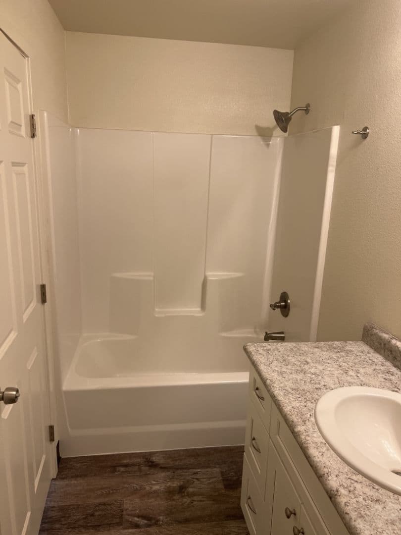 Central Point Apartment: 4475 Hamrick Rd