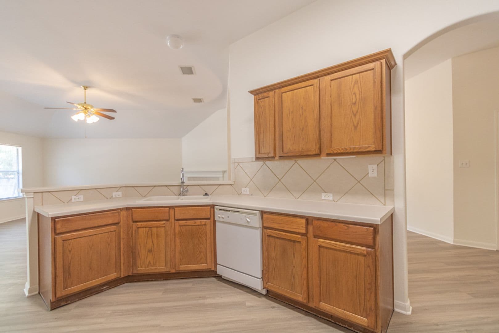 Round Rock House: 1010 Klondike Loop