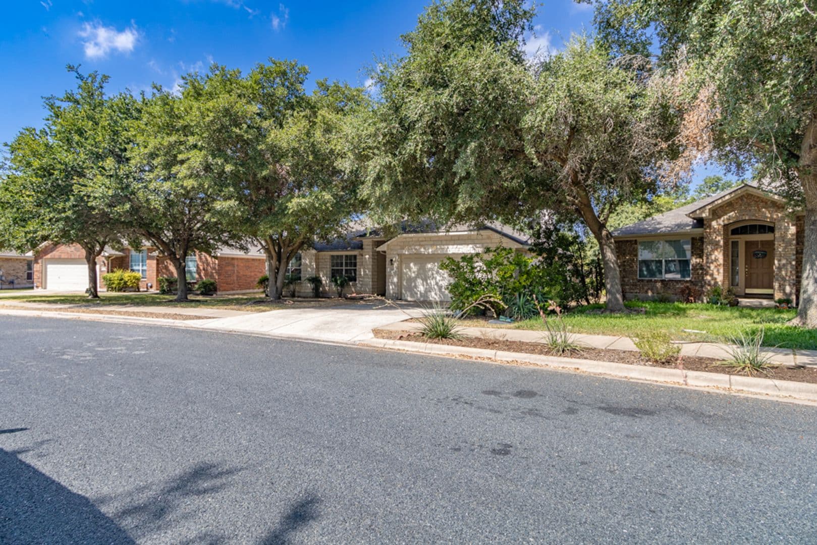 Round Rock House: 1010 Klondike Loop