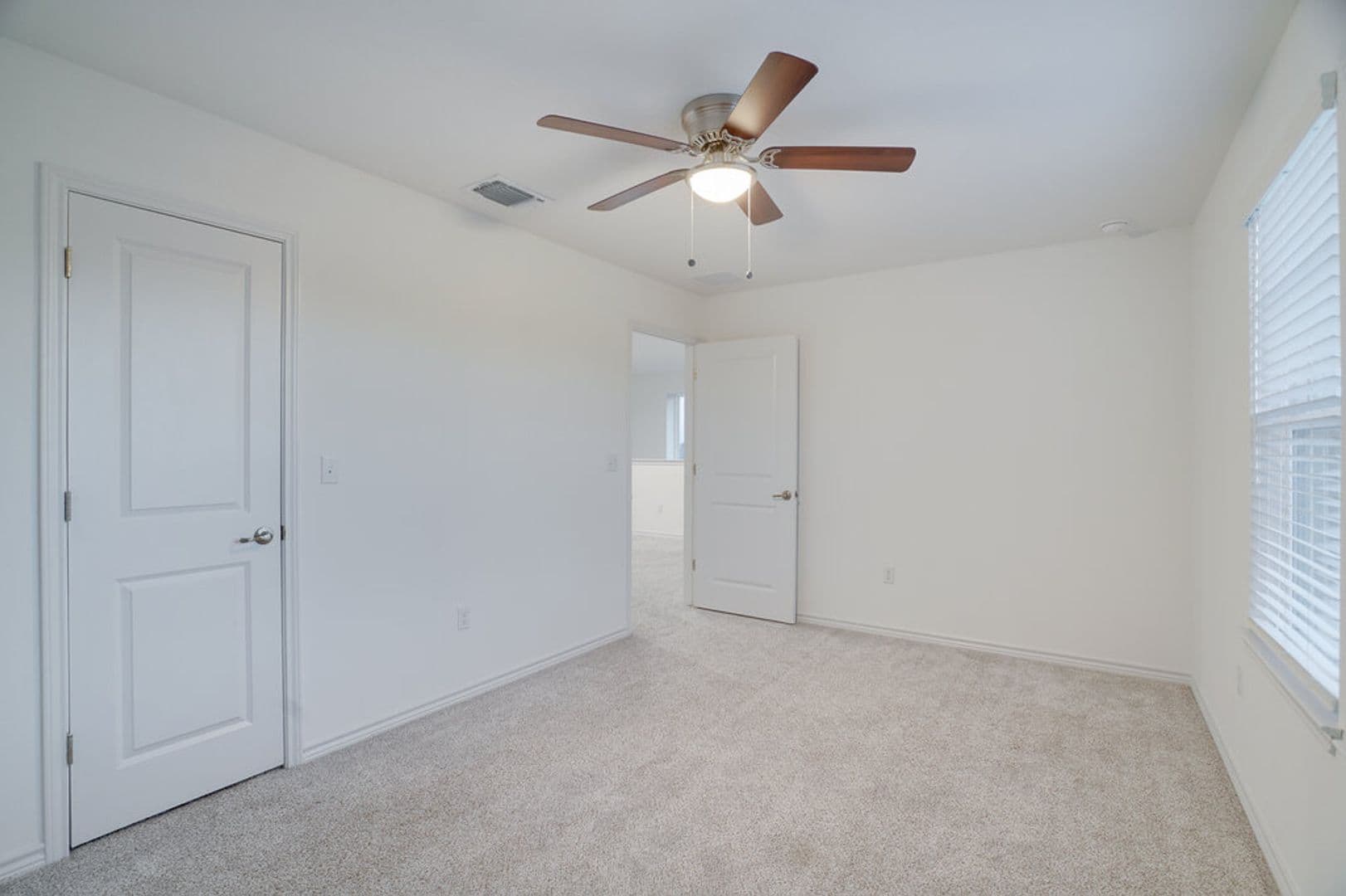 Austin House: 9015 Looksee Lane