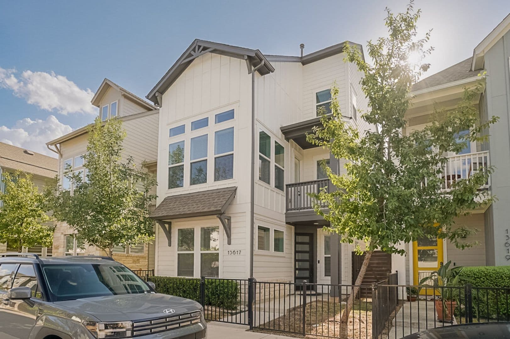 Austin House: 13617 Defiance Pass #136