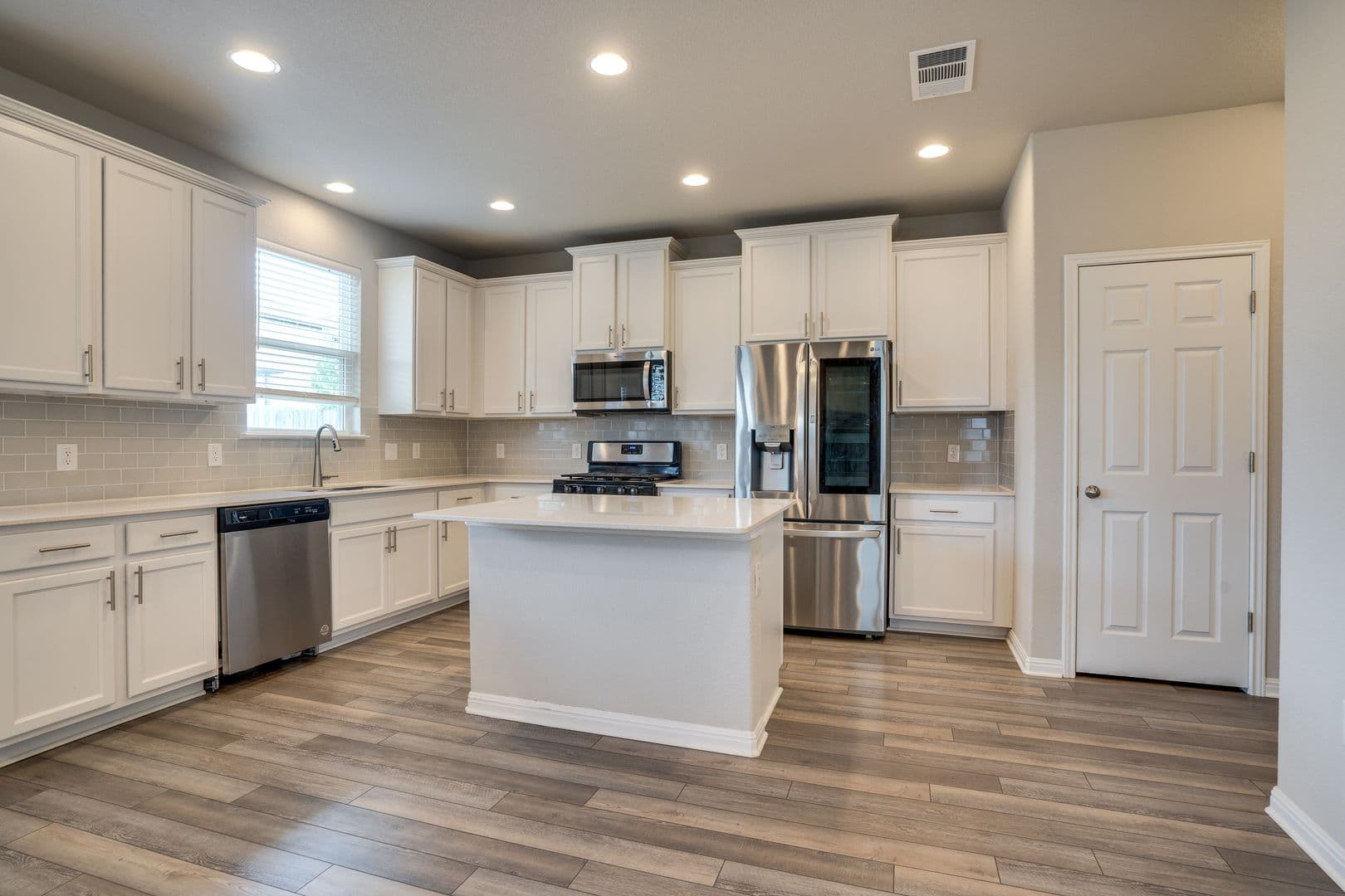 Leander House: 237 Hauser Drive
