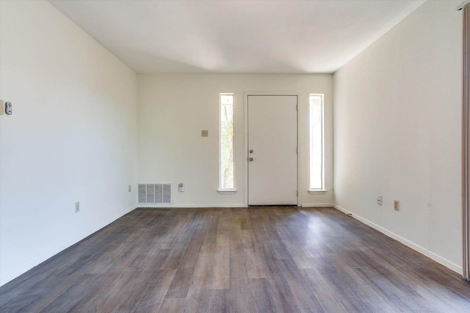 Round Rock House: 601 Misty Morning Way Unit #B