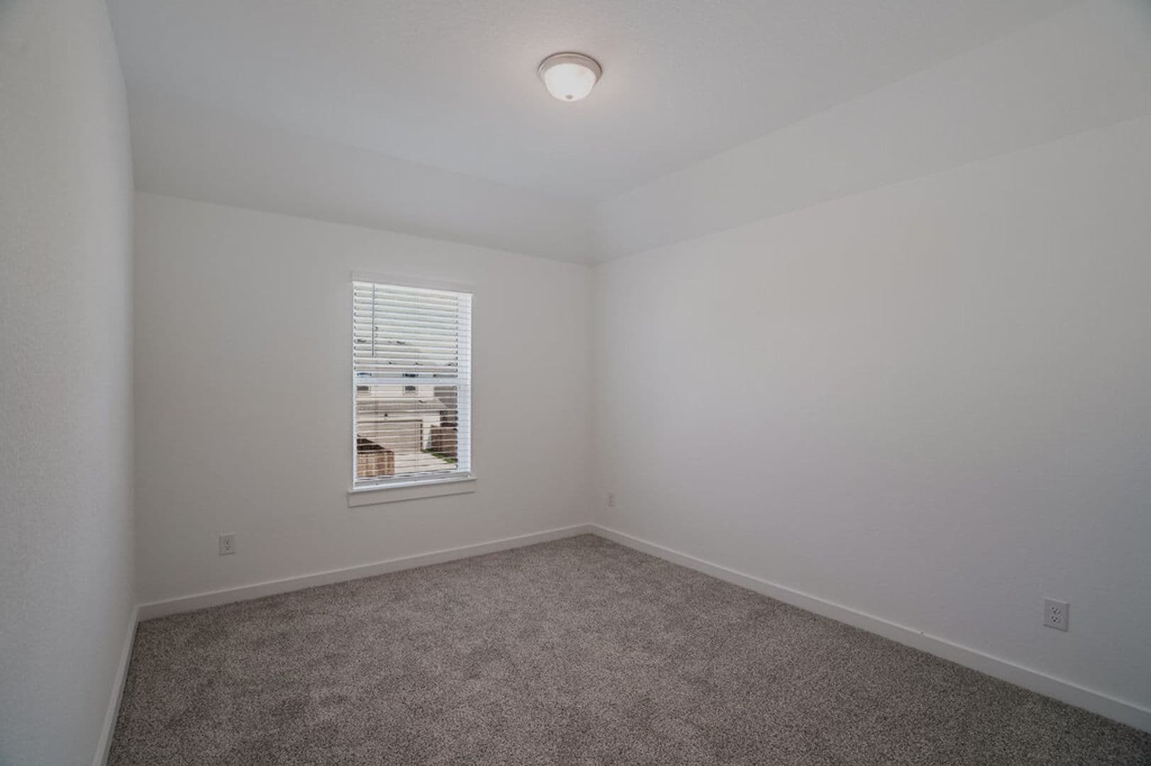 Taylor House: 124 Hartson Dr