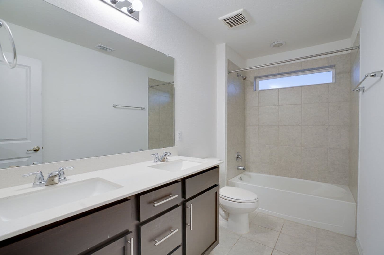 Austin House: 9015 Looksee Lane