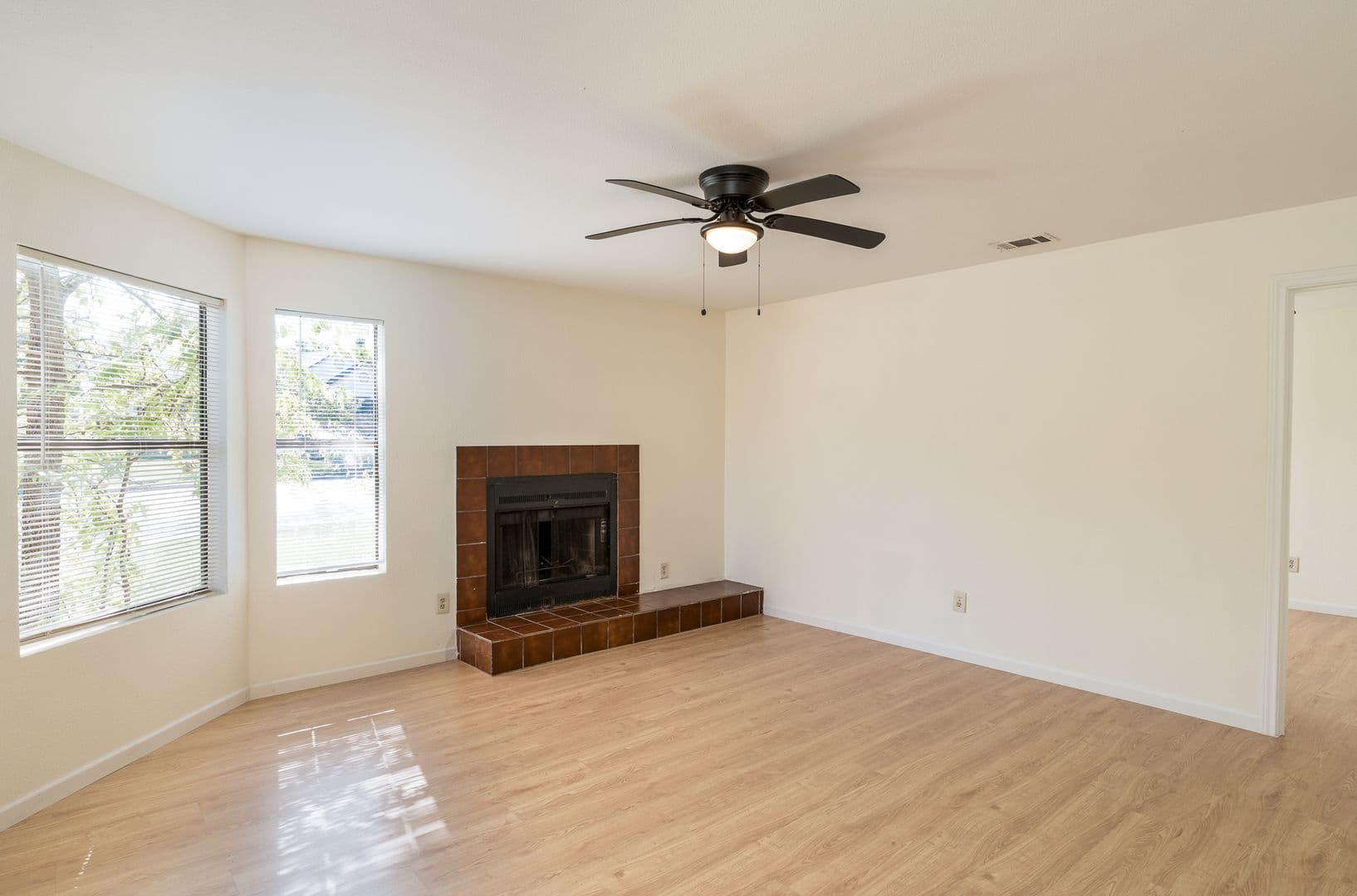 Austin Apartment: 8701 Schick Rd