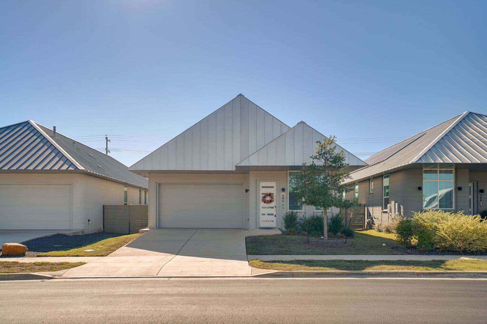Georgetown House: 304 Painted Sunset Dr