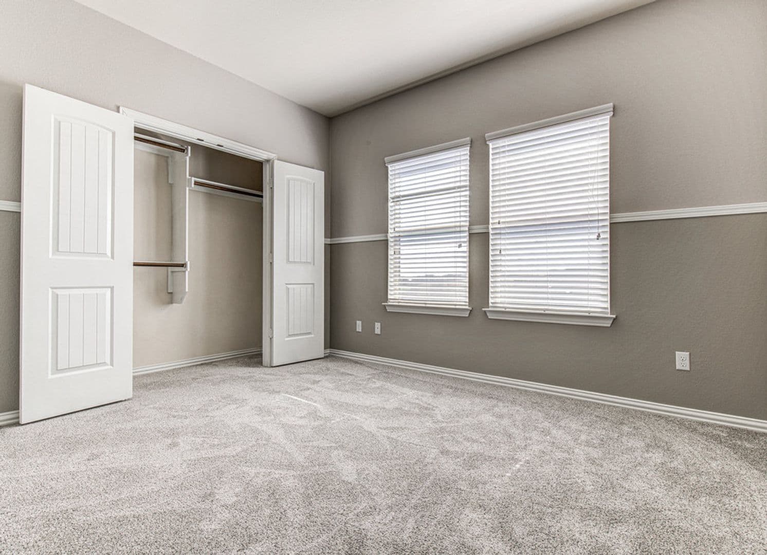 Leander House: 508 Nogales Ln