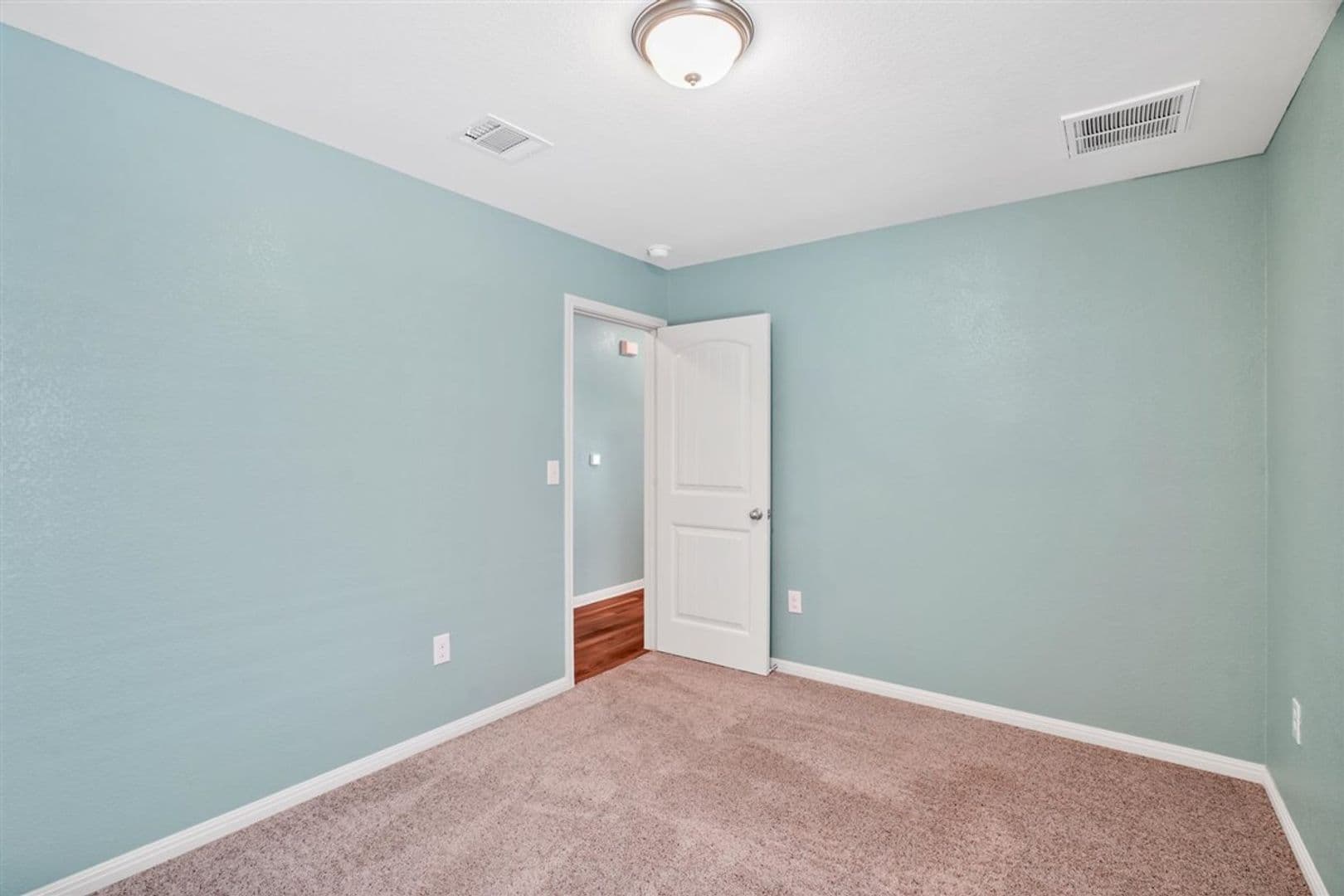 Georgetown House: 1425 Fairhaven Gateway