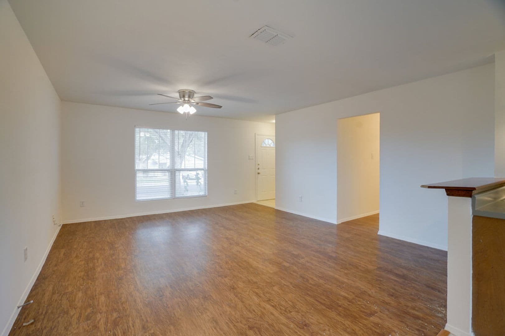 Austin House: 7100 Barnsdale Way - BAR
