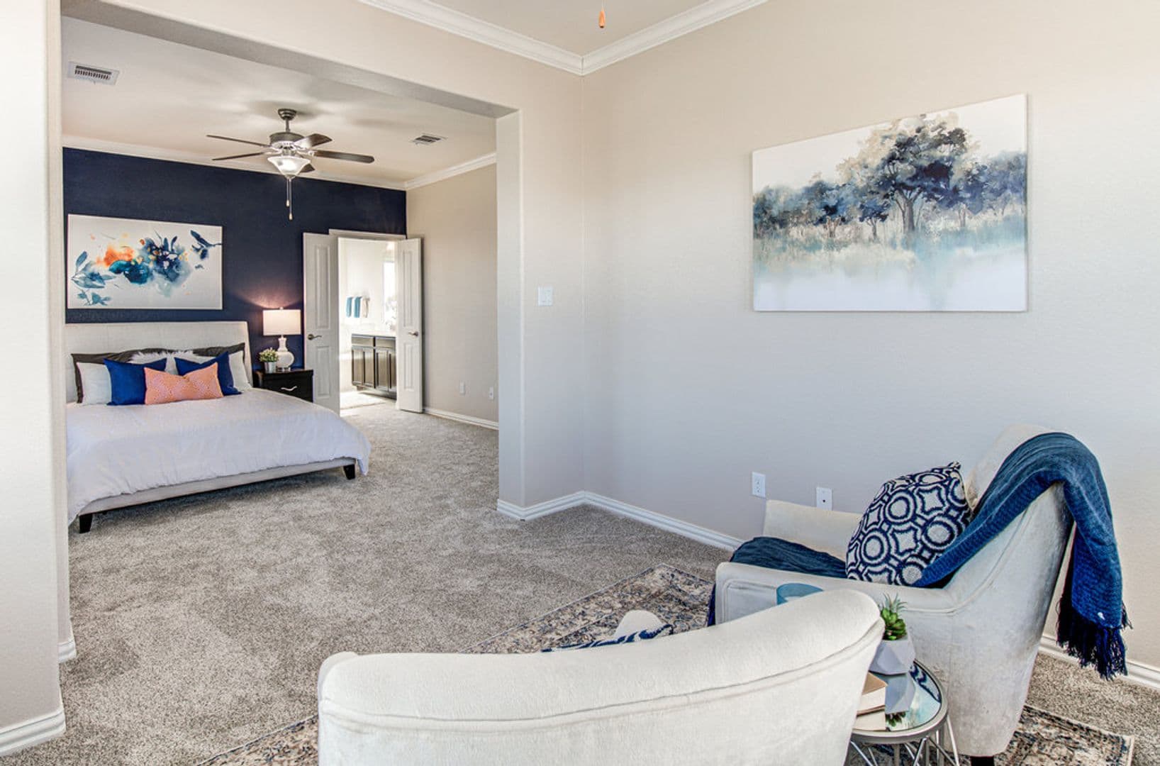 Leander House: 508 Nogales Ln
