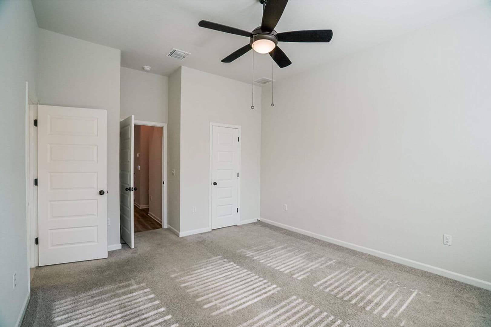 Austin House: 13617 Defiance Pass #136
