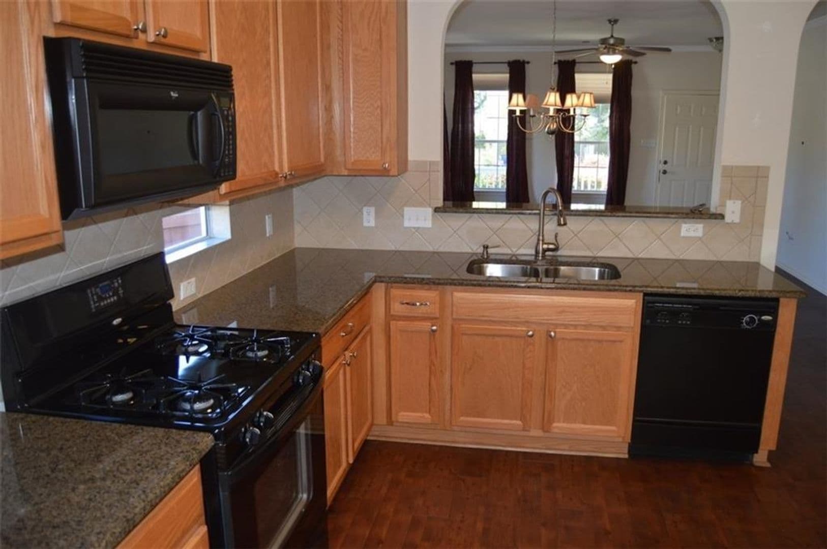 Austin House: 8312 Minnesota Lane