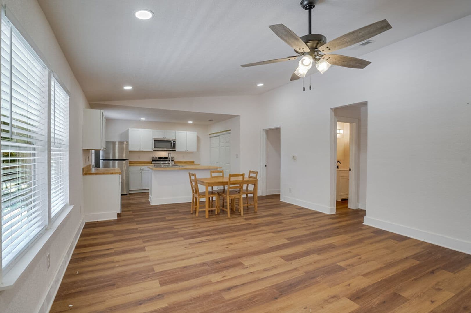 Leander House: 23393 Nameless Rd Unit #163