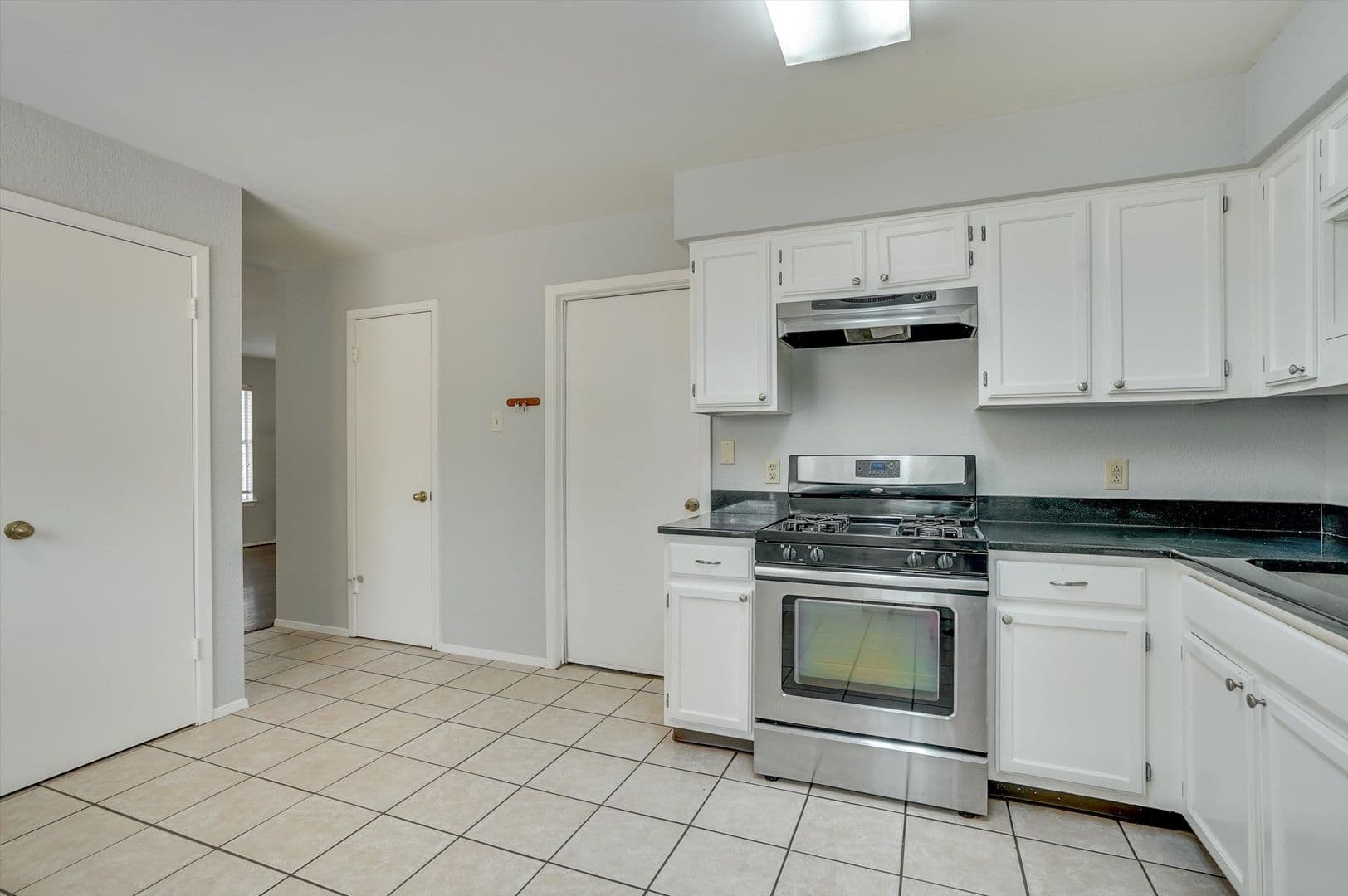 Austin House: 12716 Margit Dr