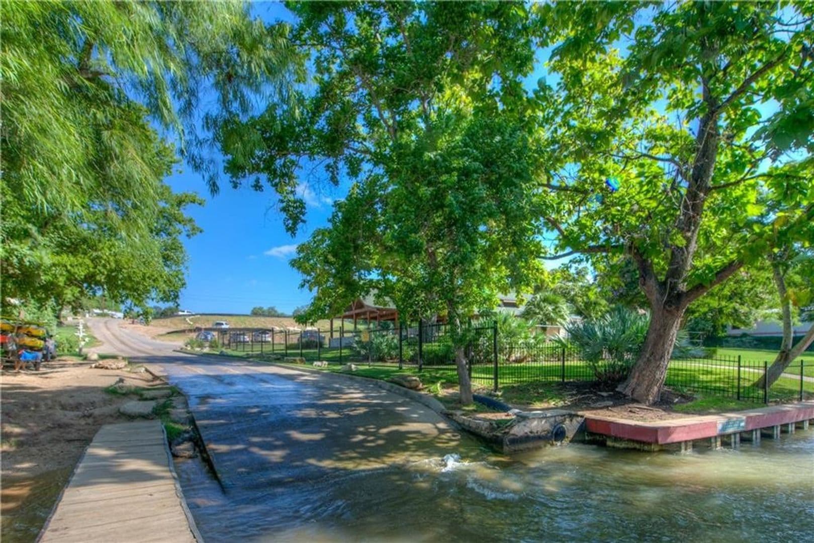Austin House: 12221 Montclair Bend