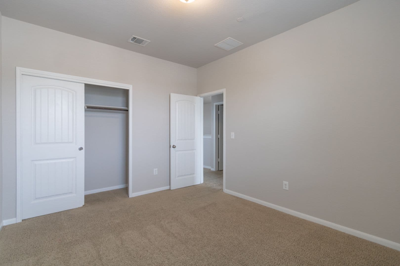Round Rock House: 2880 Donnell Dr Unit #4101