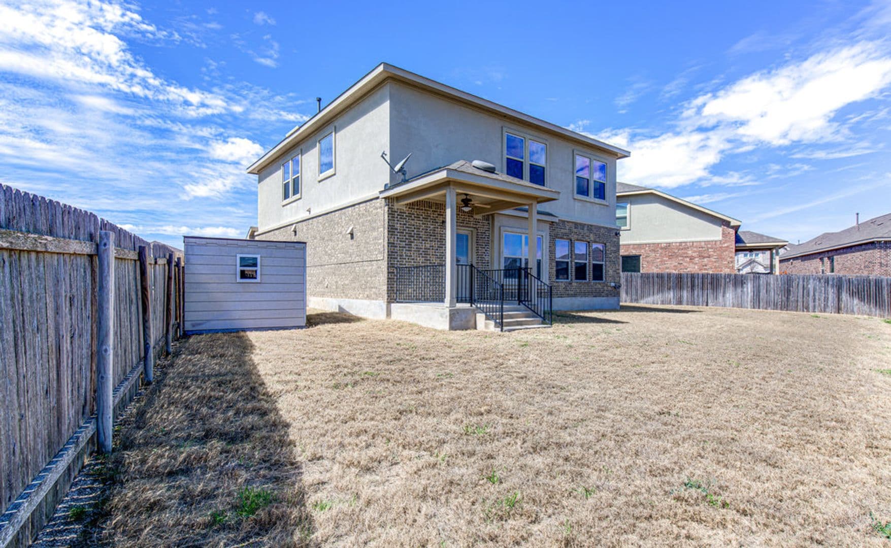 Leander House: 508 Nogales Ln