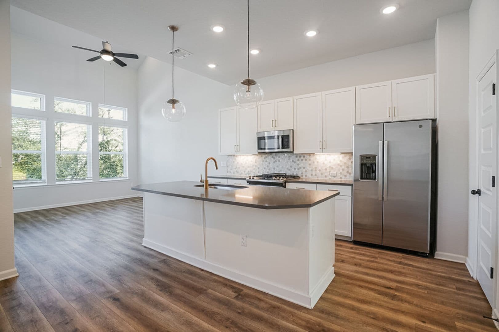 Austin House: 13617 Defiance Pass #136