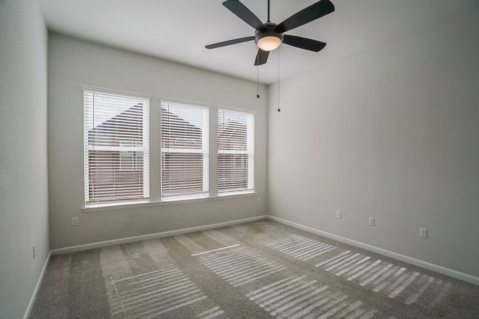 Austin House: 13617 Defiance Pass #136