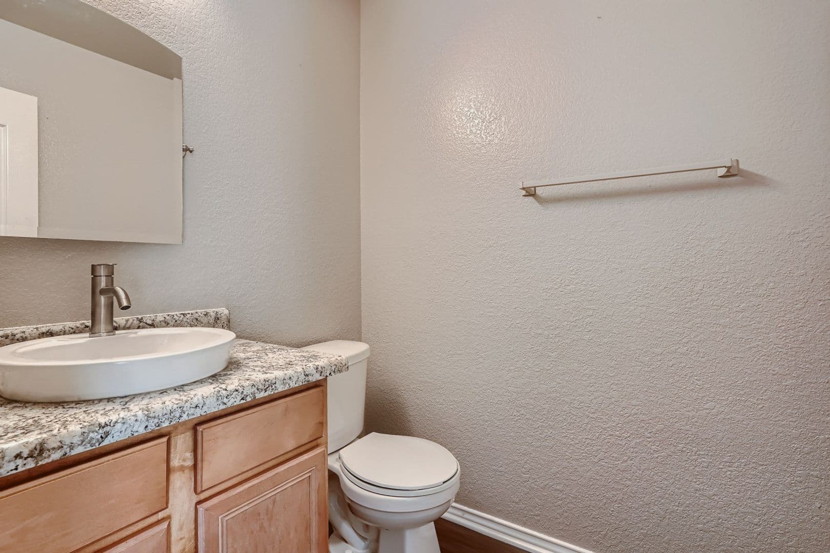 Round Rock House: 1211 Champion Dr