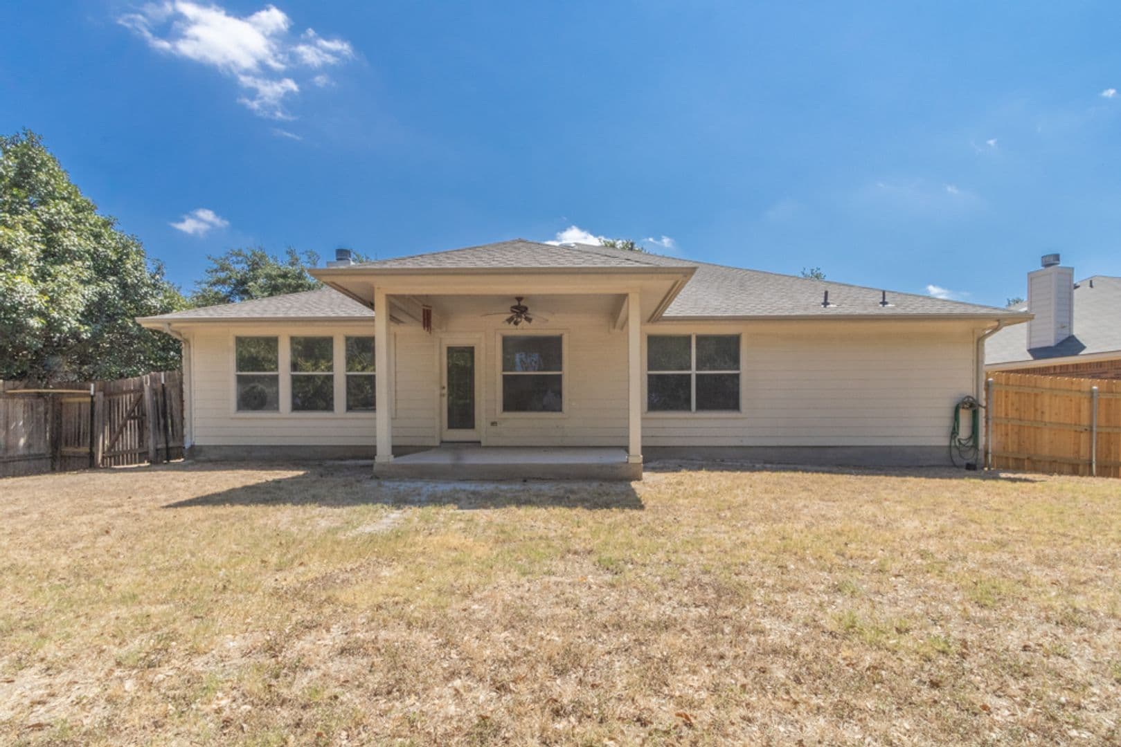 Round Rock House: 1010 Klondike Loop