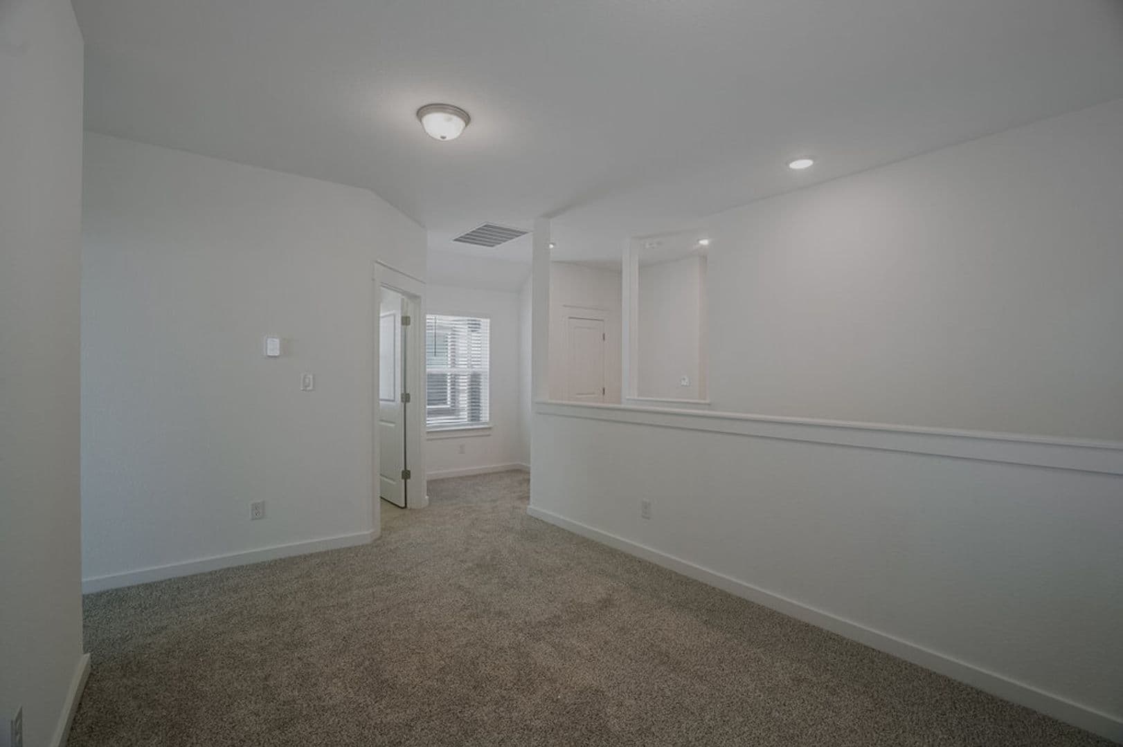 Taylor House: 124 Hartson Dr