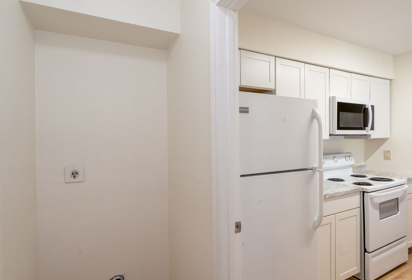 Austin Apartment: 8701 Schick Rd