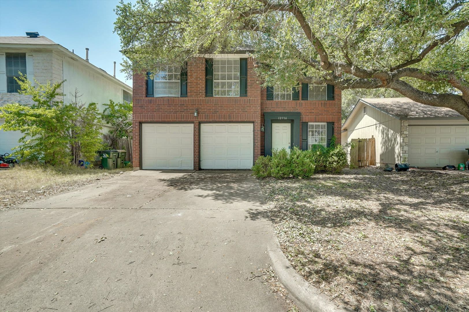 Austin House: 12716 Margit Dr