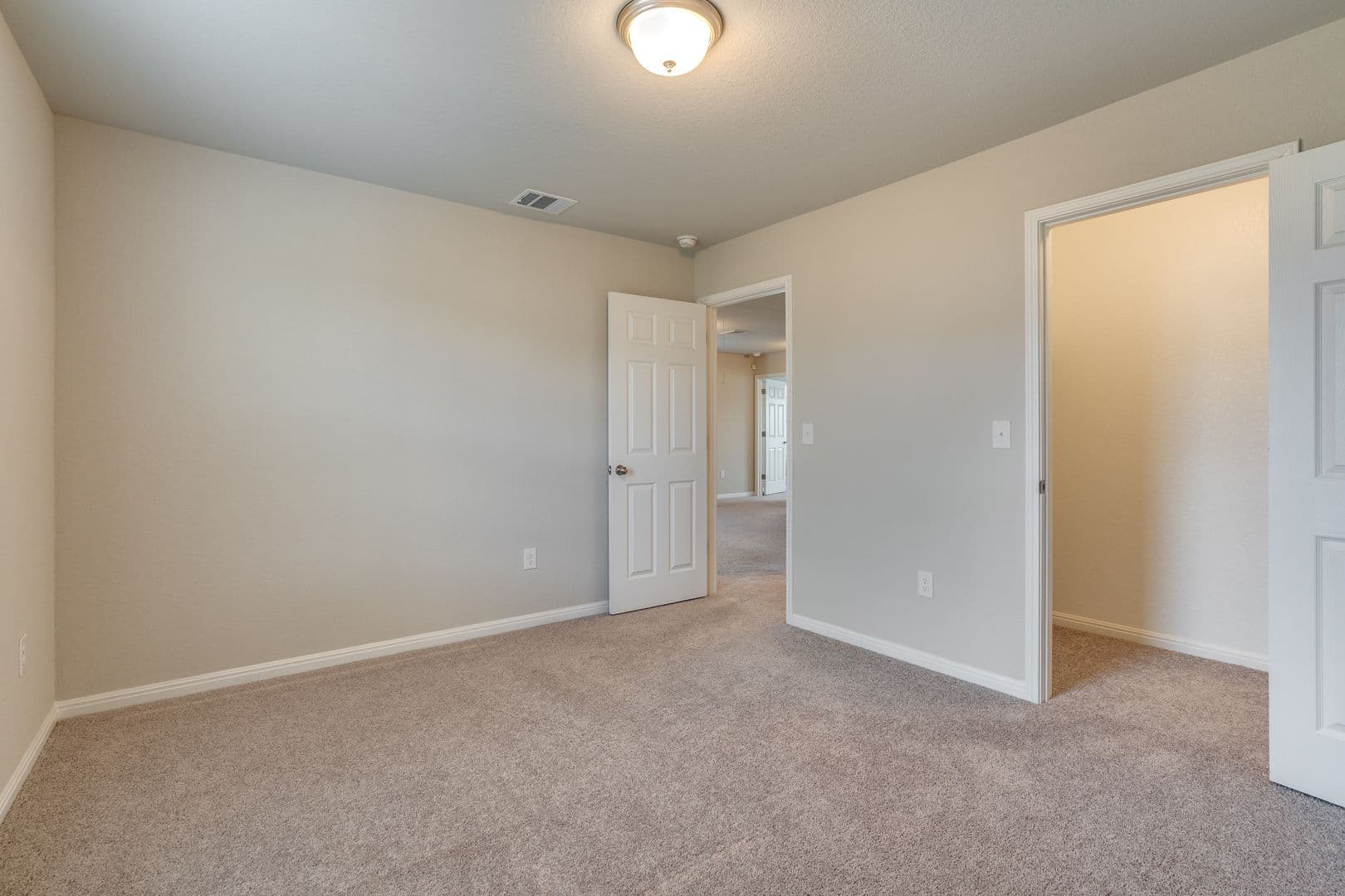 Leander House: 237 Hauser Drive