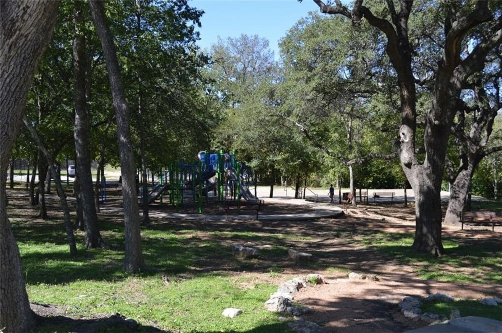 Austin House: 8312 Minnesota Lane