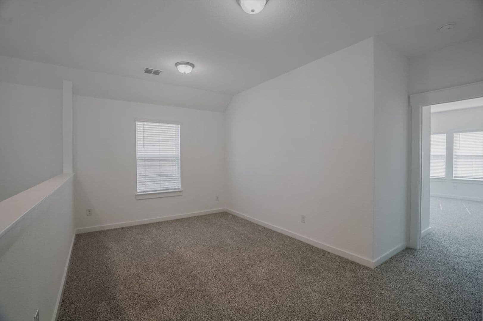 Taylor House: 124 Hartson Dr